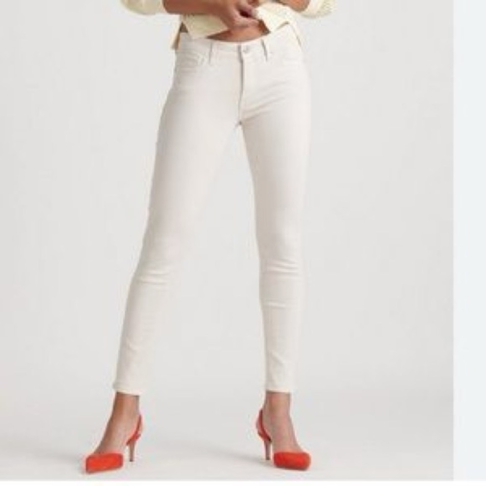 Lucky Brand women white skinny jean size 4